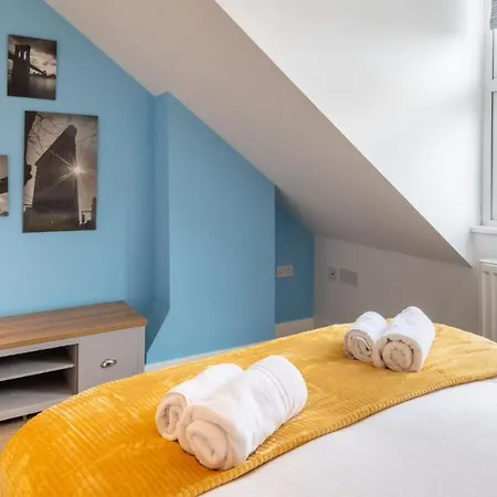 Cambridge Stays - 2Br Flat - Walk To Train Station & The Centre - Prime Location - Free Allocated Parking Exterior photo